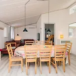 Dom wakacyjny Seaside Escape With Pool - By Traum *