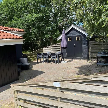 Seaside Stay With Pool * Ørsted